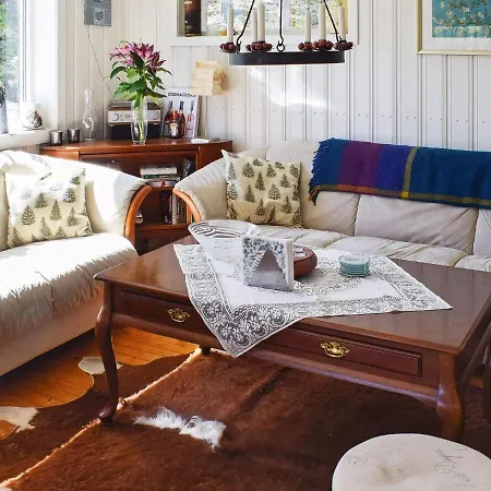Hotel Holiday Home Honefoss