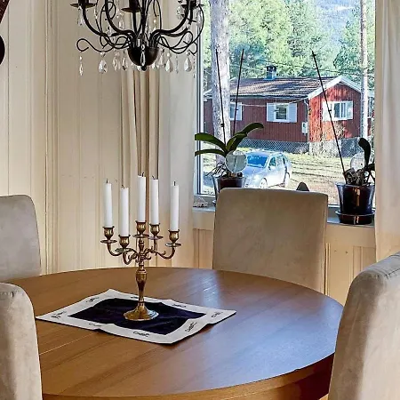 Holiday Home Honefoss Hotel 3*